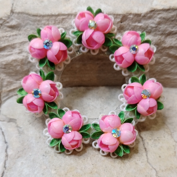 Handcrafted Tiny Shells Floral Pink and Green Brooch With AB Crystals - Picture 1 of 6